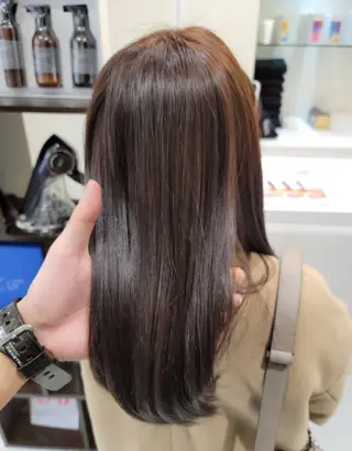 ロング カラー ❇️安達 優心❇️ レイヤー/艶髪特化のヘアスタイル