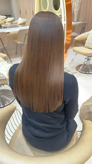 ロング 縮毛矯正✨🫧 レイヤー川村利幸のヘアスタイル