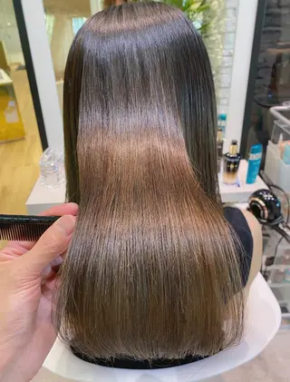 ロング カラー 内藤 裕真 k-twoのヘアスタイル
