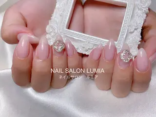 ネイル ネイルサロン ルミア Lumia 店長施術のネイルデザイン