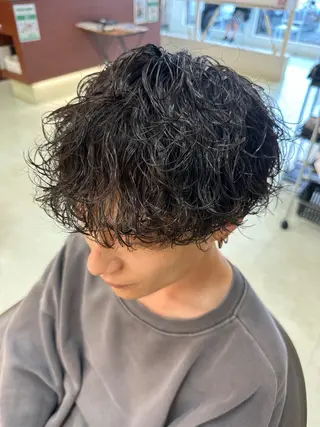 ショート パーマ メンズ 三宅 壱輝のヘアスタイル