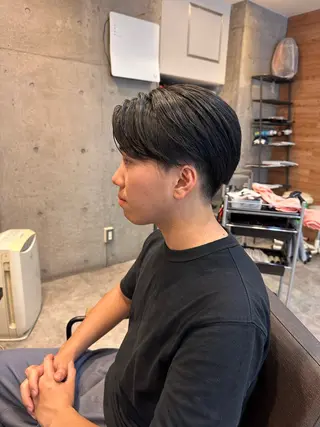 ショート パーマ メンズ 🔥メンズカラー🔥 セヤシュウヘイのヘアスタイル