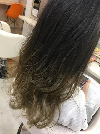 セミロング カラー 髪質改善 中川 翔のヘアスタイル