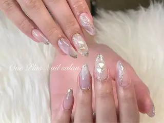 ネイル One Plus Nail Salonのネイルデザイン