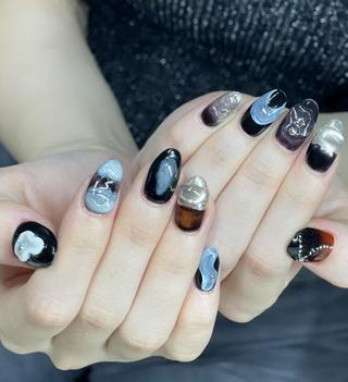 ネイル Queens テイのネイルデザイン