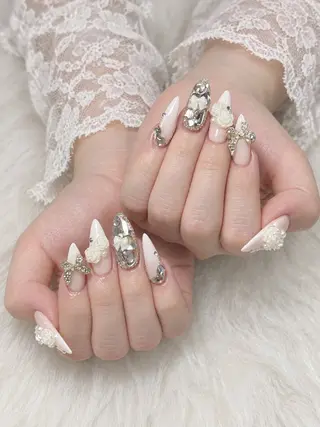ネイル AURA NAIL 上前津のネイルデザイン