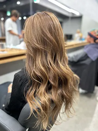 ロング カラー N/デザインカラー 🌿ナギのヘアスタイル