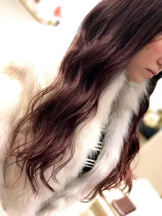 ロング 横山 ひかりのヘアスタイル