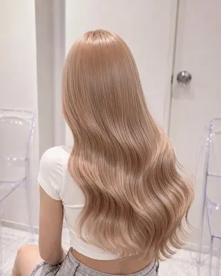 セミロング カラー 🌟ハイトーン原宿美 容師TAKAKI🌟のヘアスタイル