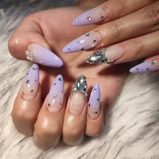 ネイル RUNWAY 　　のネイルデザイン