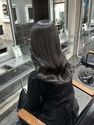 ロング カラー 要プライベートサロン vert🌿マルイ裏のヘアスタイル