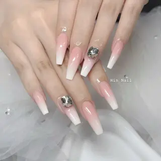 ネイル HIN NAILのネイルデザイン