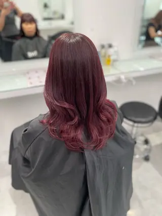 セミロング カラー トレンド暖色ヘア🍒 miu🍒のヘアスタイル