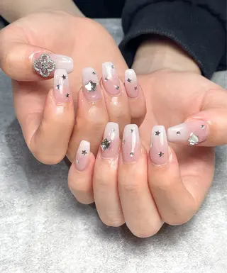 ネイル nail salon Luanaのネイルデザイン