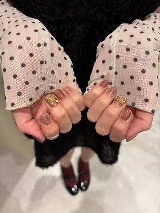 ネイル Hina 🥚のネイルデザイン
