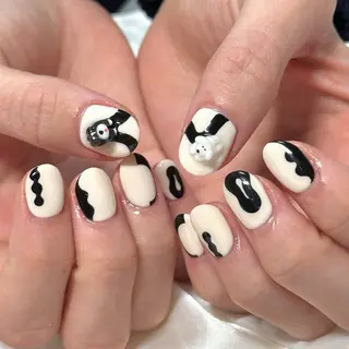ネイル 【OKIKA】 らん🦖🌈🧡のマツエク・マツパデザイン
