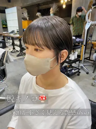 ショート カラー 透明感カラー🌿 グレージュ🐺陽介のヘアスタイル