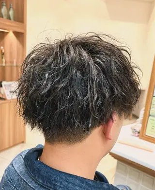 ショート パーマ 大久保 琳冬のヘアスタイル