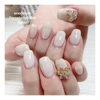 ミディアム ネイル 🐾enen style 🐾のネイルデザイン