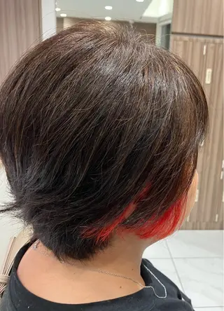 ショート カラー ☂️🍬Ash 新杉田☂️🍬山本のヘアスタイル