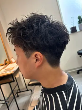 メンズ 保立フェザーパーマ 大人メンズヘア船橋駅のヘアスタイル