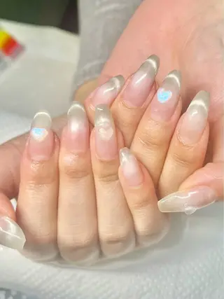 ネイル 新宿ネイルサロン ジェミディローサのネイルデザイン