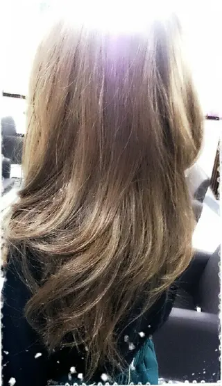 ロング カラー 畑中秀平💛艶髪💜 Babylon 代表のヘアスタイル