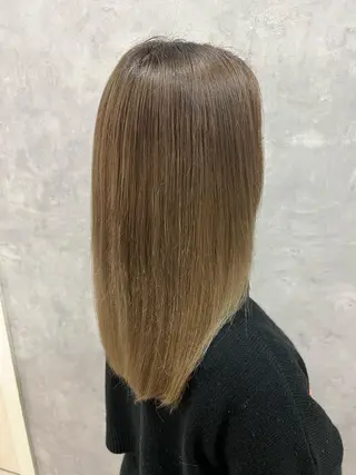 セミロング 🩵みずき/レイヤー /韓国ハイトーン🩵のヘアスタイル