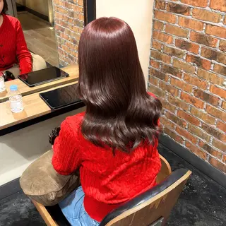 ミディアム カラー 芦刈 咲来のヘアスタイル