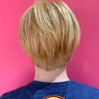 ショート カラー メンズ ウルフ、レイヤー 、メンズカットSHOのヘアスタイル