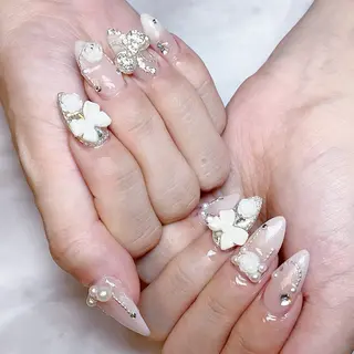 ネイル 🍭Yun nail hyejin🌸のネイルデザイン