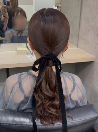 ヘアアレンジ 透明感/オリーブ ハイトーン×レイヤーのヘアスタイル