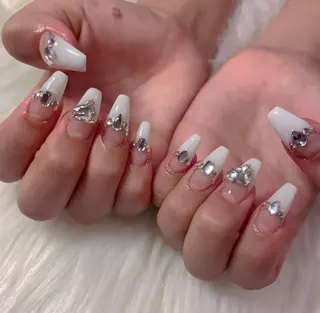 ネイル Tinaネイル 難波のネイルデザイン