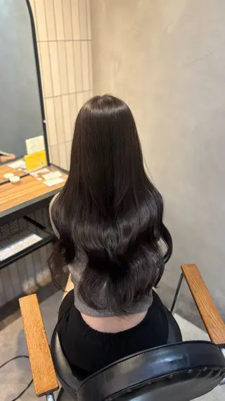 ロング カラー 𝒌𝒚𝒐𝒌𝒂 ︎︎のヘアスタイル