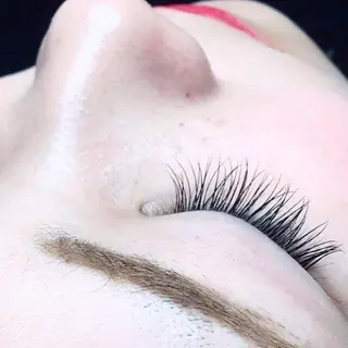 マツエク・マツパ brille ~eyelash~のヘアスタイル
