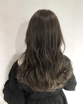 ロング カラー 🍊新宿南口🍊 ERINAのヘアスタイル