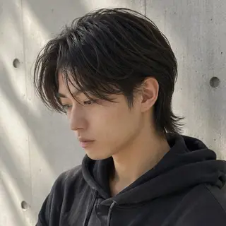 ショート メンズ センターパート/ニ ュアンスパーマのヘアスタイル