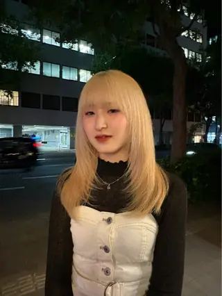 ロング カラー ツボイ マホのヘアスタイル