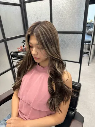ロング カラー 艶髪✨ブリーチ職人 yasuのヘアスタイル