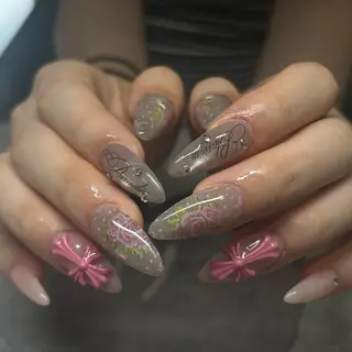 ネイル IROHA nail Ami🐊🎀のネイルデザイン