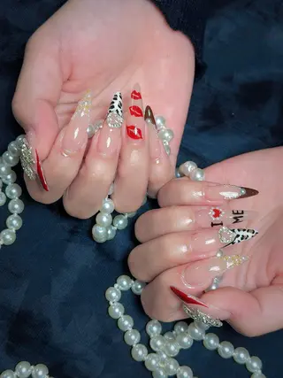 ネイル Lyna 池袋 ロングネイルのネイルデザイン