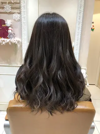 ロング カラー ツヤ髪カラー💎 佐藤あきのヘアスタイル