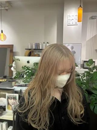 ロング カラー ooitヨシダ ミナミのヘアスタイル
