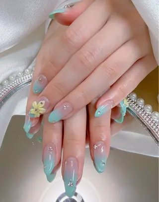 ネイル IZUMI YUKIのネイルデザイン