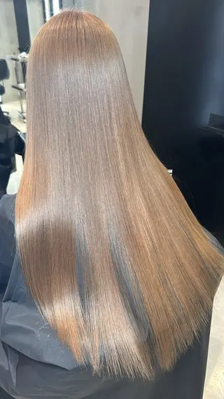 ロング 透明感×艶カラー🤎 🌟YOSHIKIのヘアスタイル