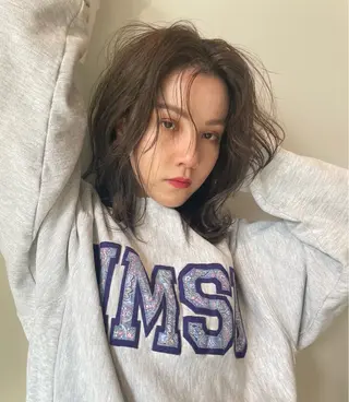 ミディアム 安藤 琢真のヘアスタイル
