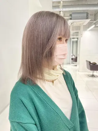 セミロング カラー Amelie yunのヘアスタイル