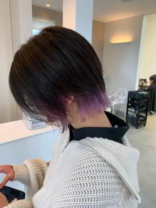 ショート カラー 長山 茉白のヘアスタイル