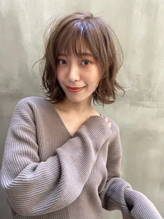 ミディアム カラー ヘアアレンジ ネイル マツエク・マツパ 夜23時まで予約🉑 reverieあきらのヘアスタイル