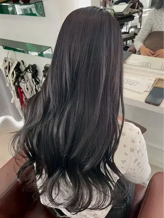 ロング カラー 森 彩夏のヘアスタイル